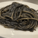 イカ墨の真っ黒黒助　スパゲッティ