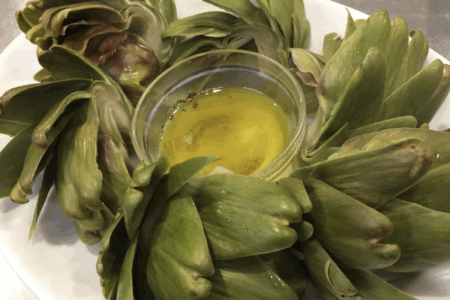イタリアの春　カルチョフィ　（アーティチョーク）のボイル